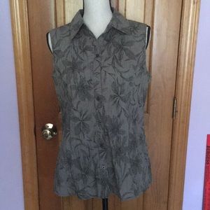 Button-down Sleeveless Top